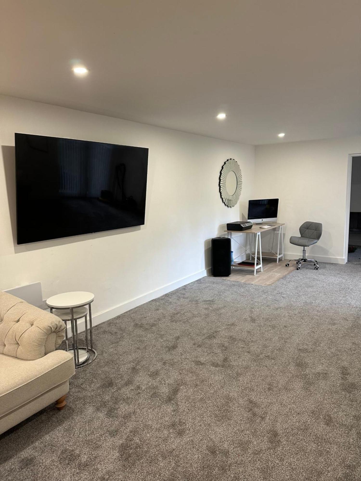 Selborne Studios Off Road Gated Parking Coventry Extérieur photo